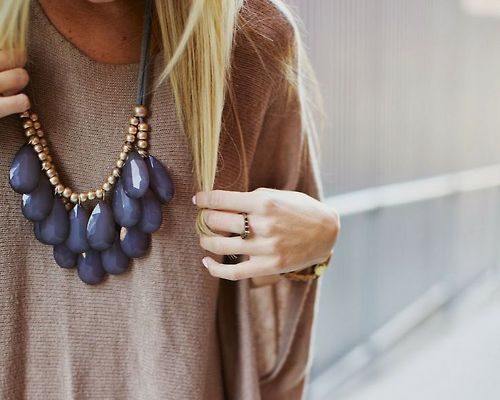 สร้อยคอเส้นใหญ่  กับ ลุคสุดชิค